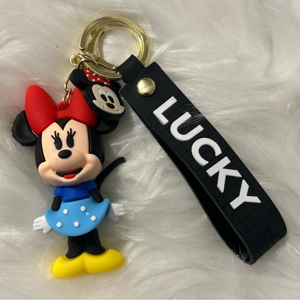 Minnie Mouse 3D Keychain - Picture 3 of 3